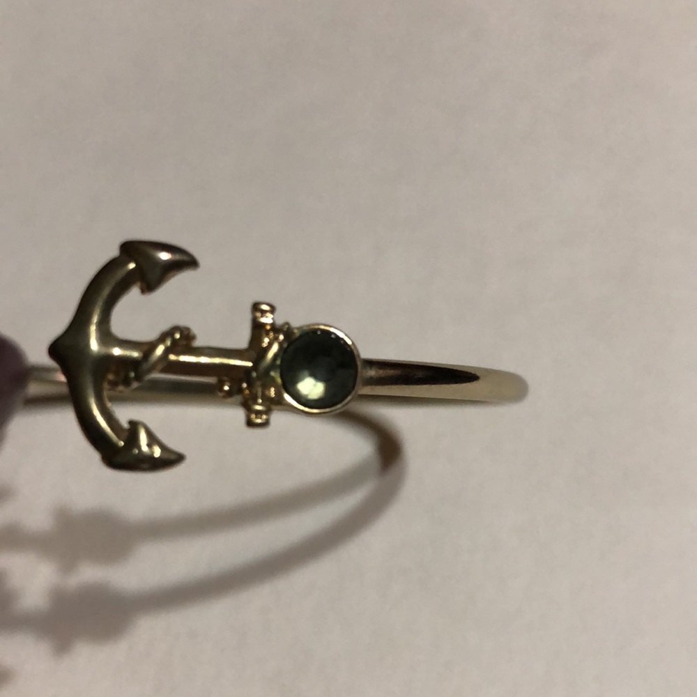 Gold tone Anchor bracelet - Picture 3 of 4